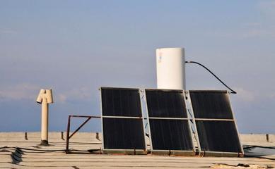 光伏全線爆發 新能源最強風口來襲，光伏設備產業迎來黃金時代